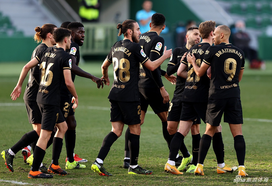 وولفرهامبتونضدمانسيتيالقنواتالناقلةللمباراة